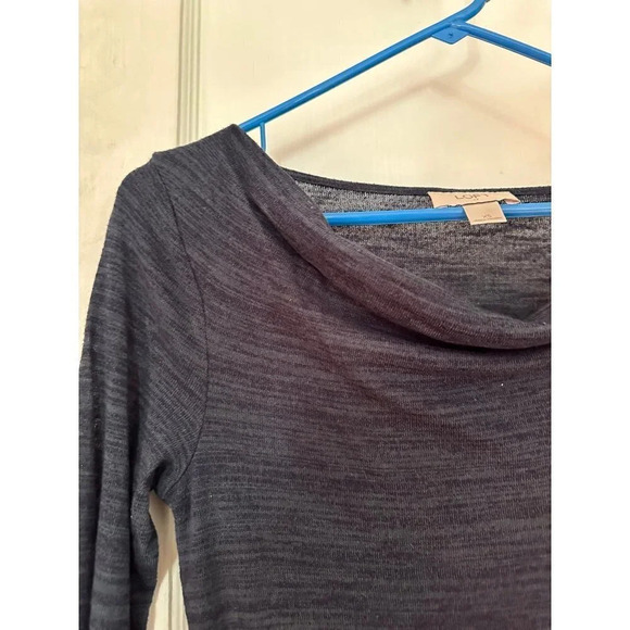 Loft Women’s size x-small Blue long sleeve blouse - Picture 3 of 6